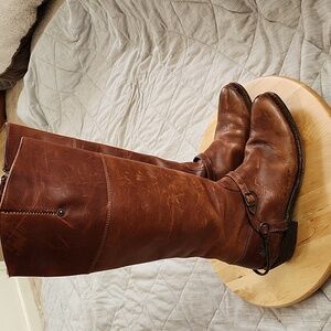 Frye Vintage Brown Leather Knee High Boots Side Zip Brass Harness Small Heel 8